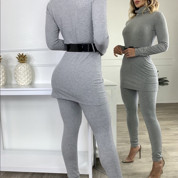 Cute Two Piece Set! - Picture 3 of 4